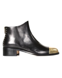 Beau-5-in-black-and-gold-by-beau-coops20131005-20999-7nmqgv-0