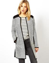 Light Weight Coat With Quilted Shoulder