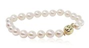 akoya pearl bracelet with 9ct yellow gold clasp
