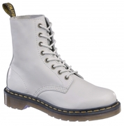 Dr Martens Pascal Core 8-Eye Boot - Off White