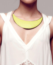 minty meets munt cresent leather necklace - citrine
