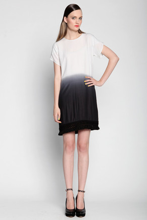 thrill seeker dress, white/charcoal