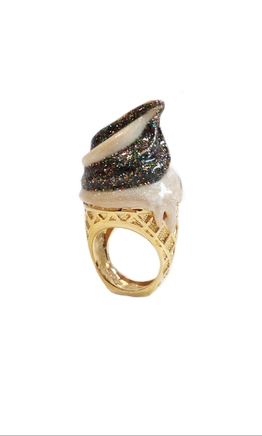 Cream cone ring