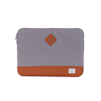 Herschel - Heritage 15" Macbook Sleeve - Grey