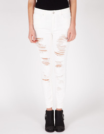 Ripped-detailed-jeans20130722-13242-1a6pqk6-0