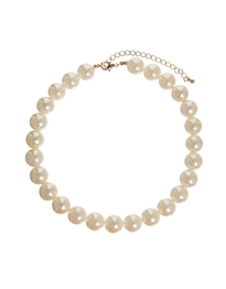 Oversized Faux Pearl Necklace
