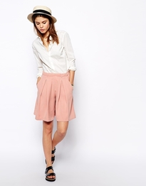 High Waisted Culotte Shorts in Distressed look