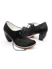 TN_29 Sculpt mesh shoe