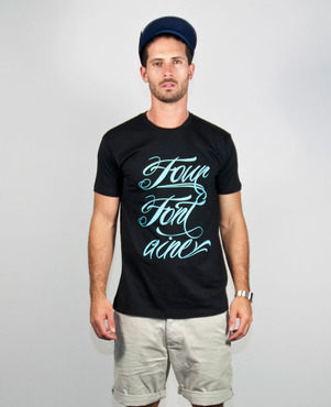 fourfontaine scripted tee (black)