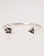 house of harlow 1960 pave arrow cuff