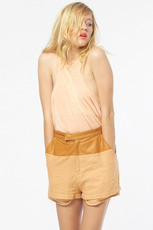 high waist shorts, apricot/tan