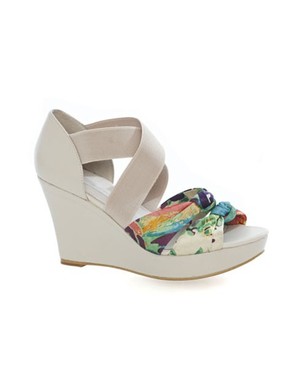 Sydney Wedge - Stone/Silk Multi